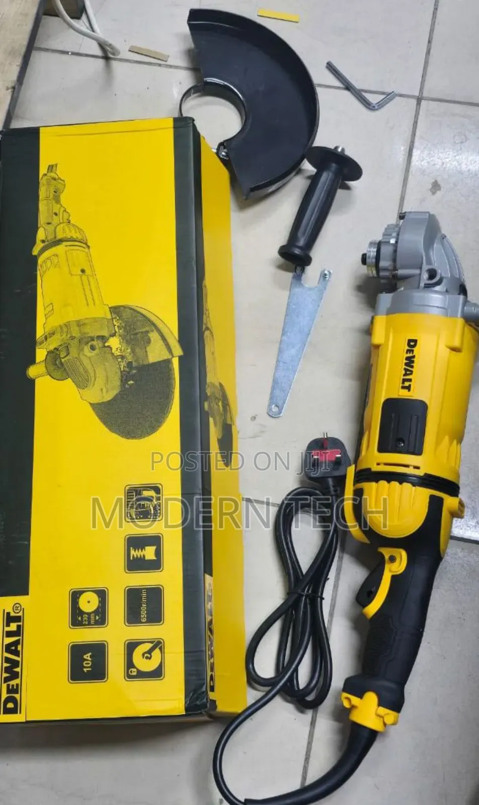 Dewalt High Quality 9'' Dewalt Angle Grinder-Power 2200w 