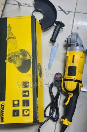 Dewalt Grinder 9 Inches 2200w Input 