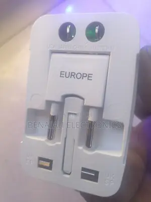 Universal Traveling Adapter (Plug)