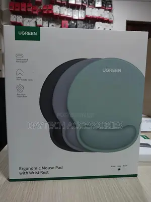Ugreen Mouse Pad Wrist Support Non-Slip Ergonomic Fabric