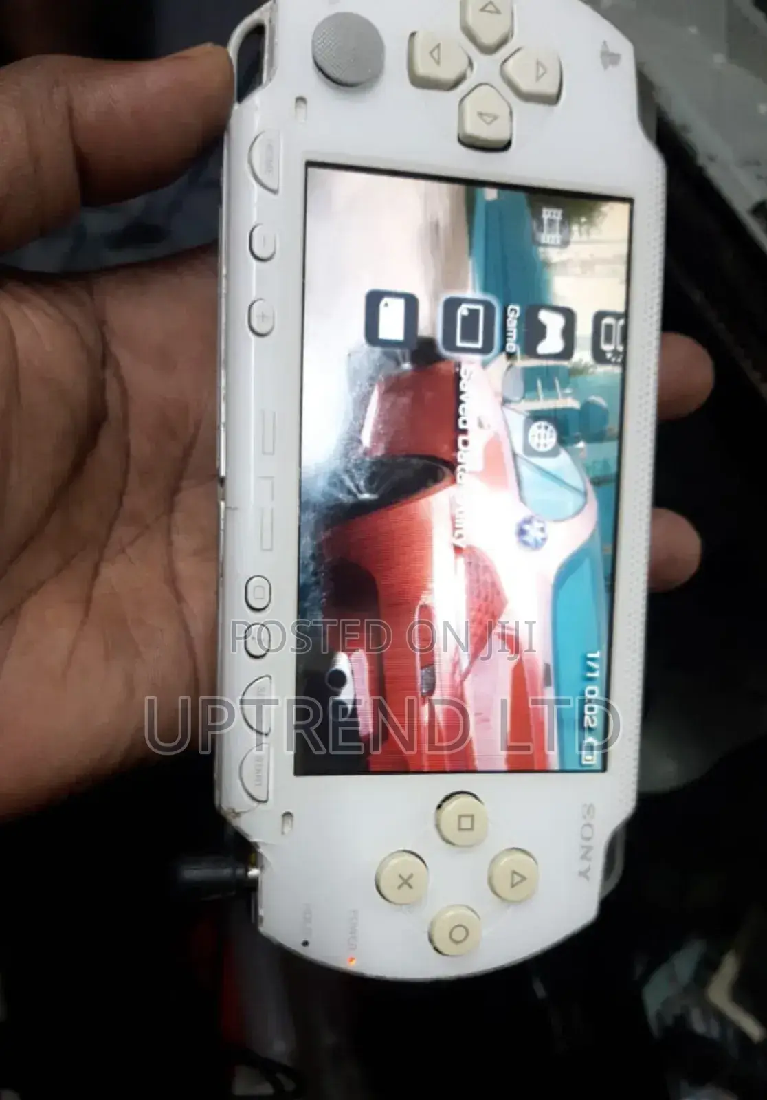 White Playstation P Chipped