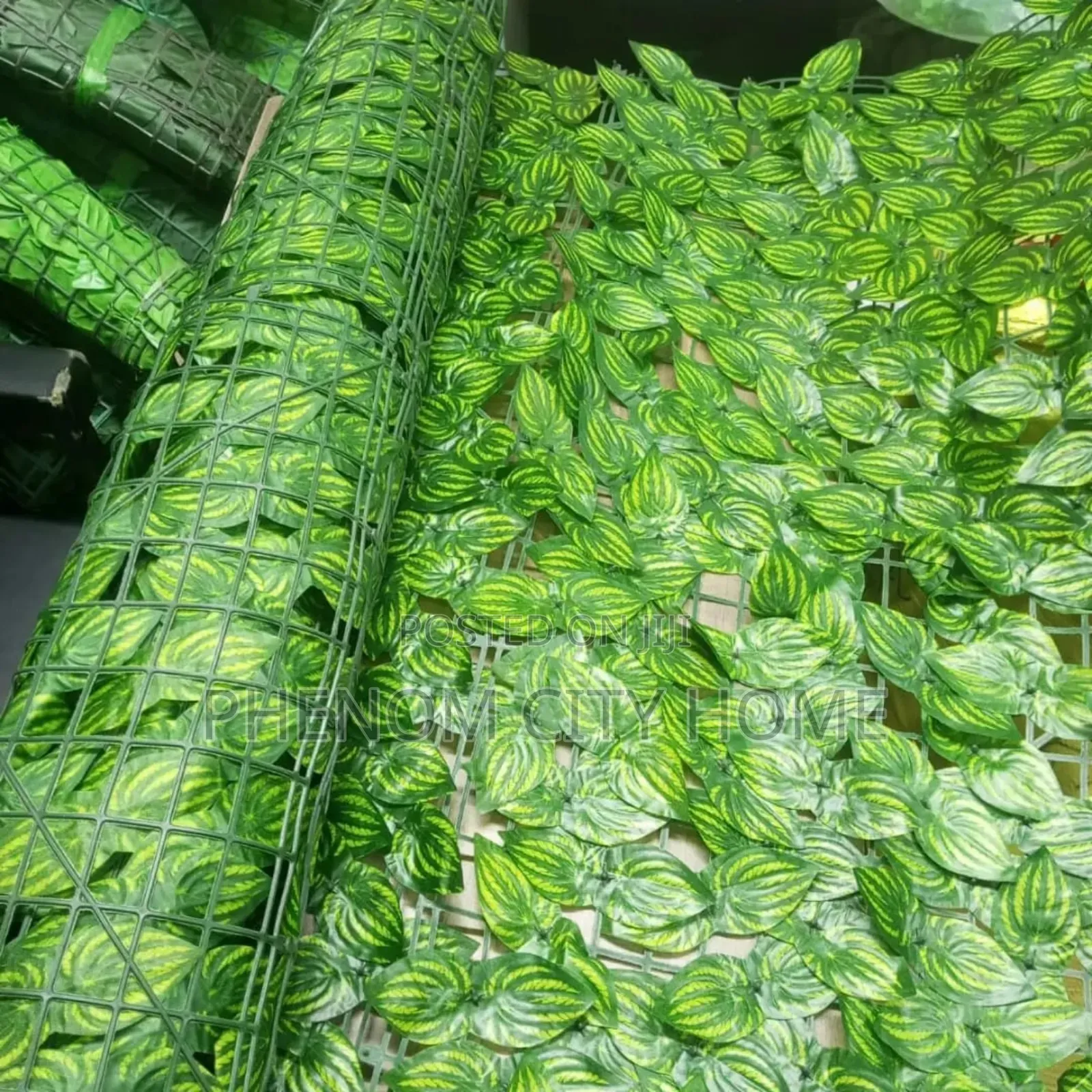 Watermelon Leaf Green Privacy Fence