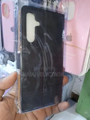 Samsung A16 Flip Cover