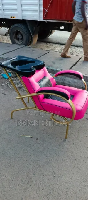 Pink/Black Sink