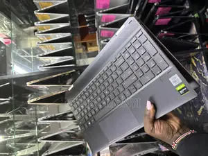 New Laptop HP Spectre X360 15 16GB Intel Core I7 SSD 512GB