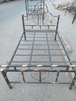 4×6 Metal Bed