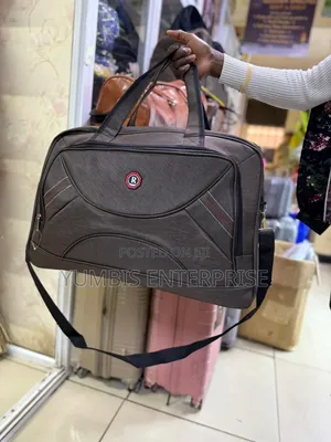 Brown  Large Quality Duffle Unisex Bag at 1400