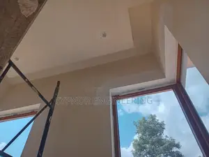 Streamlined Style Electric Curtain Automation