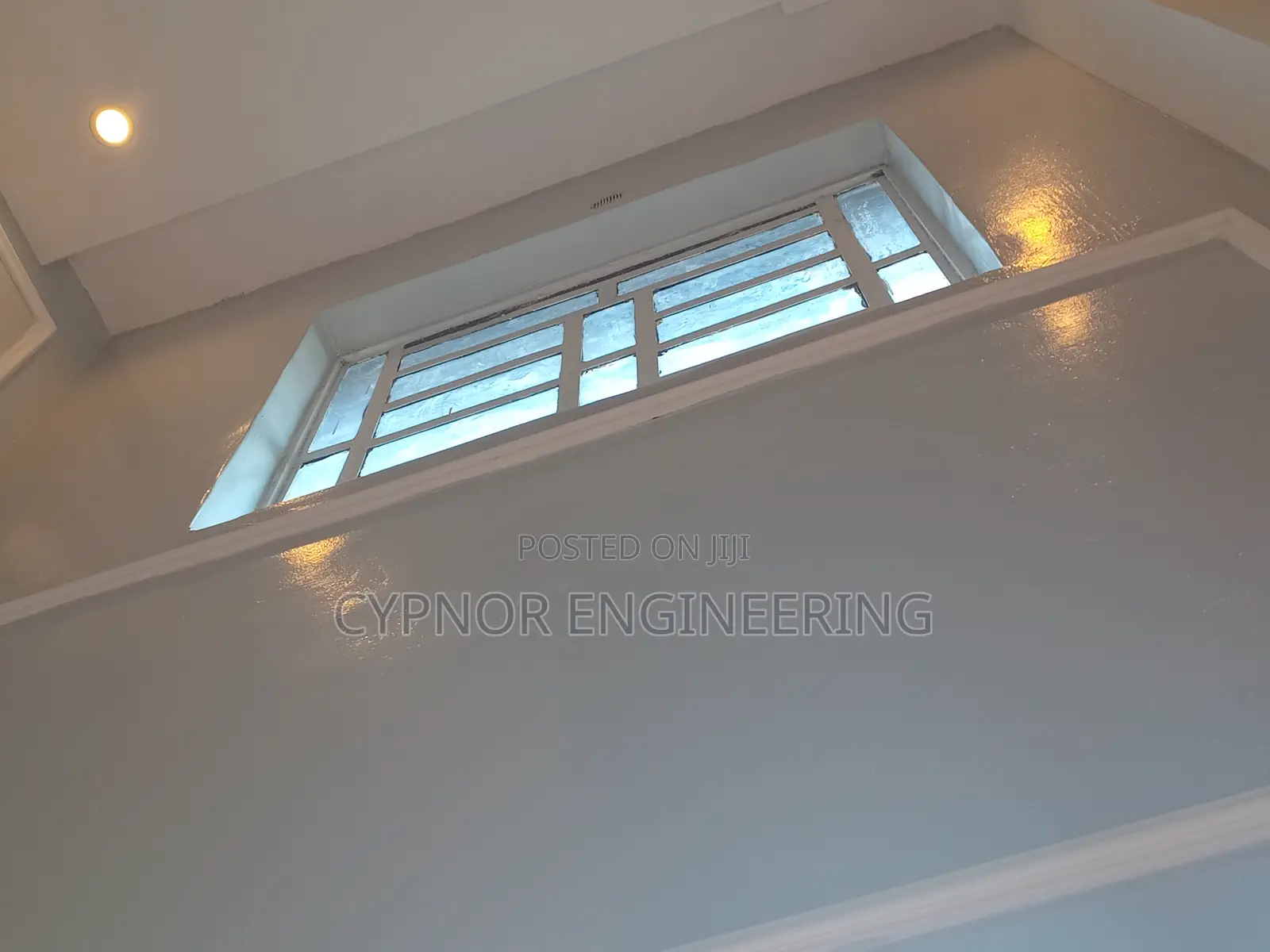Streamlined Style Electric Curtain Automation