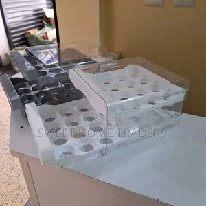 *32pcs Egg Storage Box Clear