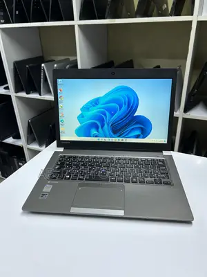 Laptop Toshiba Dynabook R634/M 4GB Intel Core I5 SSD 128GB