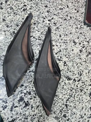 Windscreen Finisher Toyota Fielder 161/165