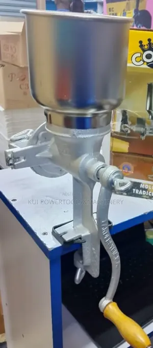 Corona Manual Grain Grinder/ Grain Grinder