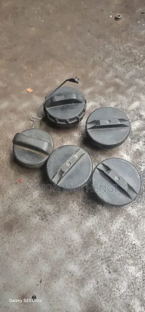 Universal Fuel Tank Cups