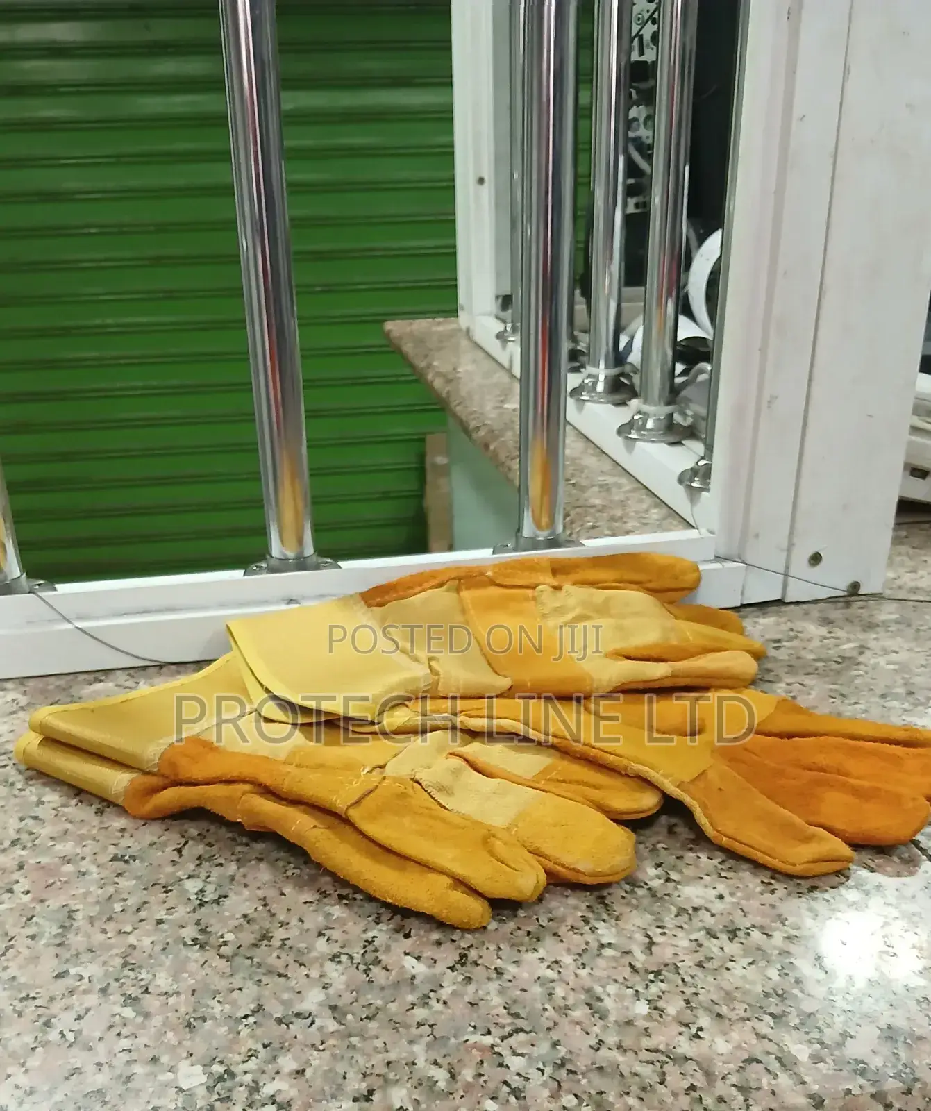 Safety Hand Gloves