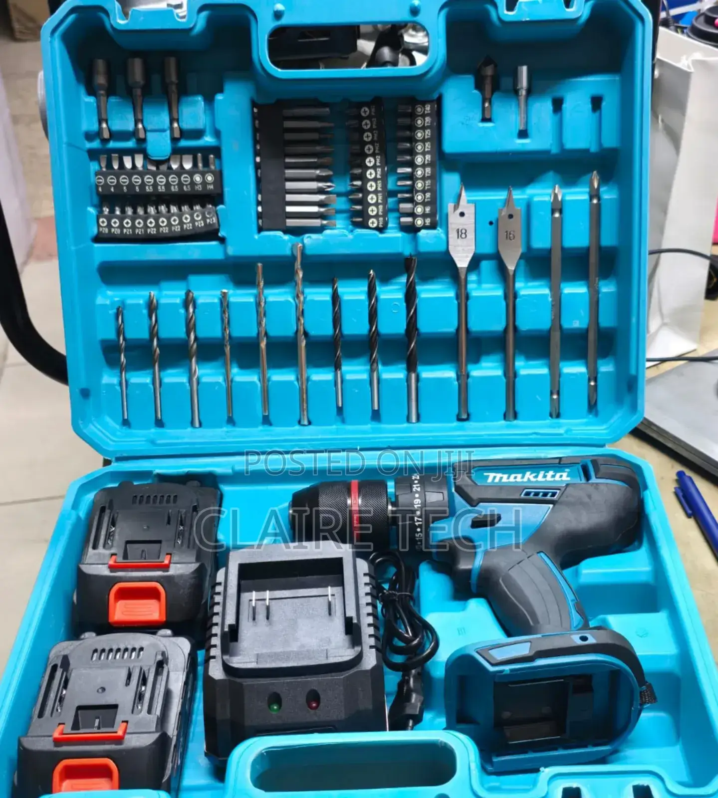 Makita 88v Cordless Hammer Drill