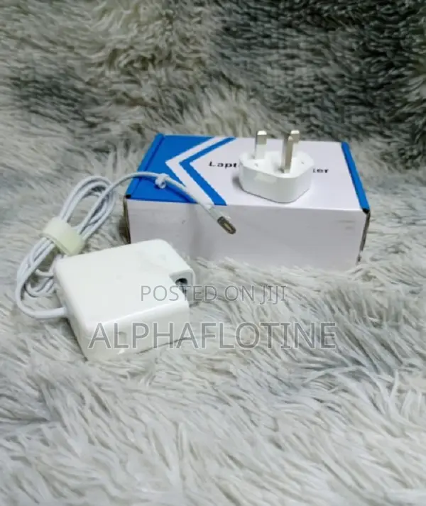 Macbook T- Pin 60w/85w Laptop Adapter