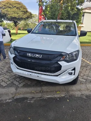New Isuzu D-MAX 2025 Pearl