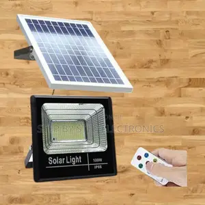 Easy to Install 100w Outdoor Security Led Solar Flood Light