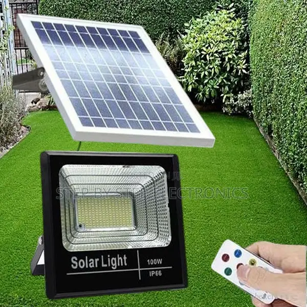 Maintenance-Free 100w Outdoor Security Led Solar Flood Light