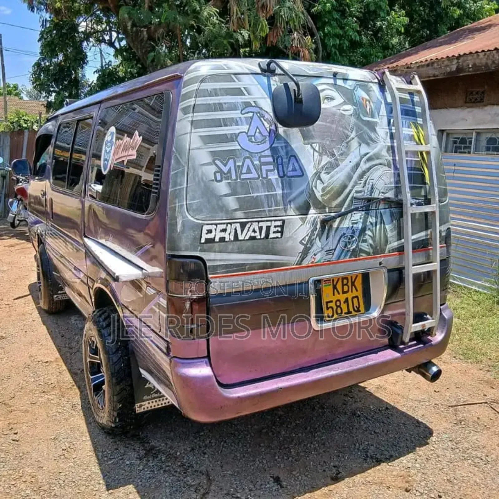 Toyota HiAce 2003 Blue