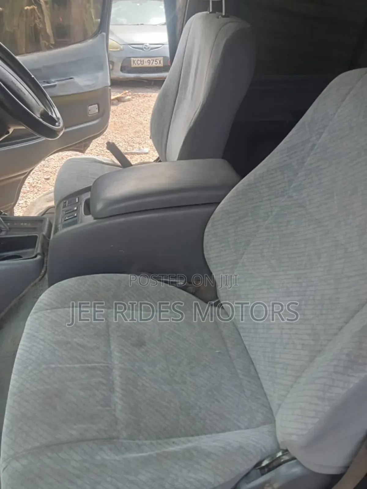 Toyota HiAce 2003 Blue