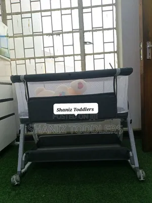 Next-to-Me Bassinet / Baby Bed