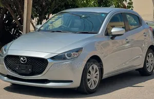 Mazda 2 2020 Silver