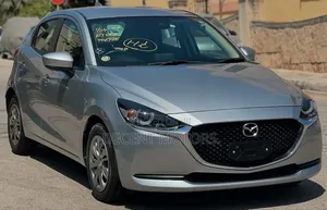 Mazda 2 2020 Silver