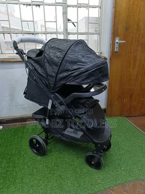 Flip-Handle Baby Stroller / Pram
