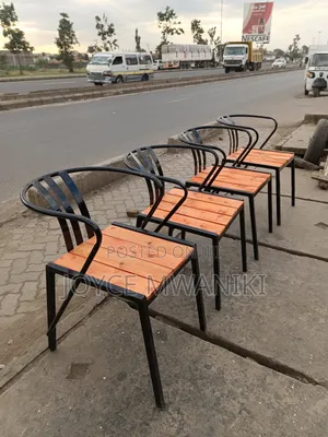 Wooden Metallic Restaurant Seats 