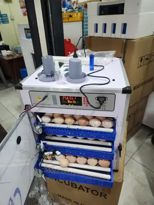 204 Eggs Capacity