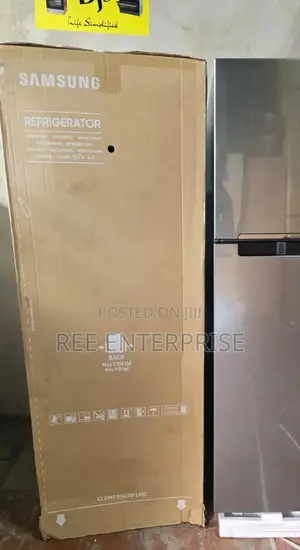 233 Litres Samsung Fridge, Top Mount Freezer 2 Door,