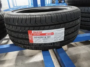 245/40r19 Maxxis Runflat M36+
