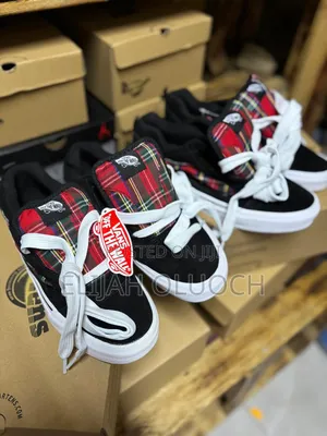 Vans Knu Skool “World Number One Skateboarding Shoe”