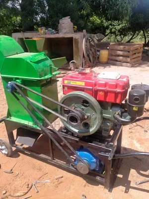 Dual Multi-Purpose 5.5hp Electric and 7.5hp Diesel Chopper