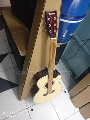 Ibanez Natural Semi 40