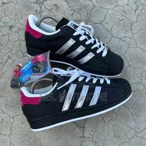 Unisex Adidas Size 38 39 40 41 42 43 44 45