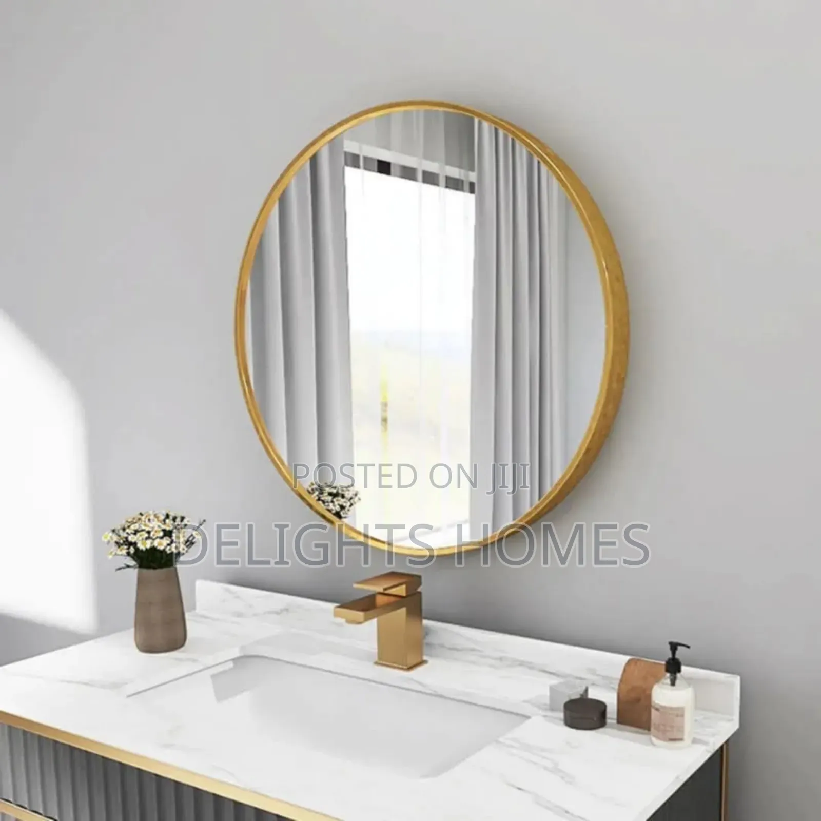 Contemporary Round Mirror_ele
