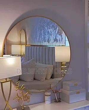 Contemporary Round Mirror_ele
