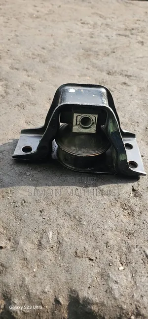 Tiida Engine Mountings