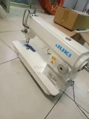 Industrial Juki DDL 8700 Sewing Machine