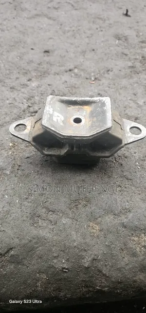 Nissan Note Gearbox Mounting