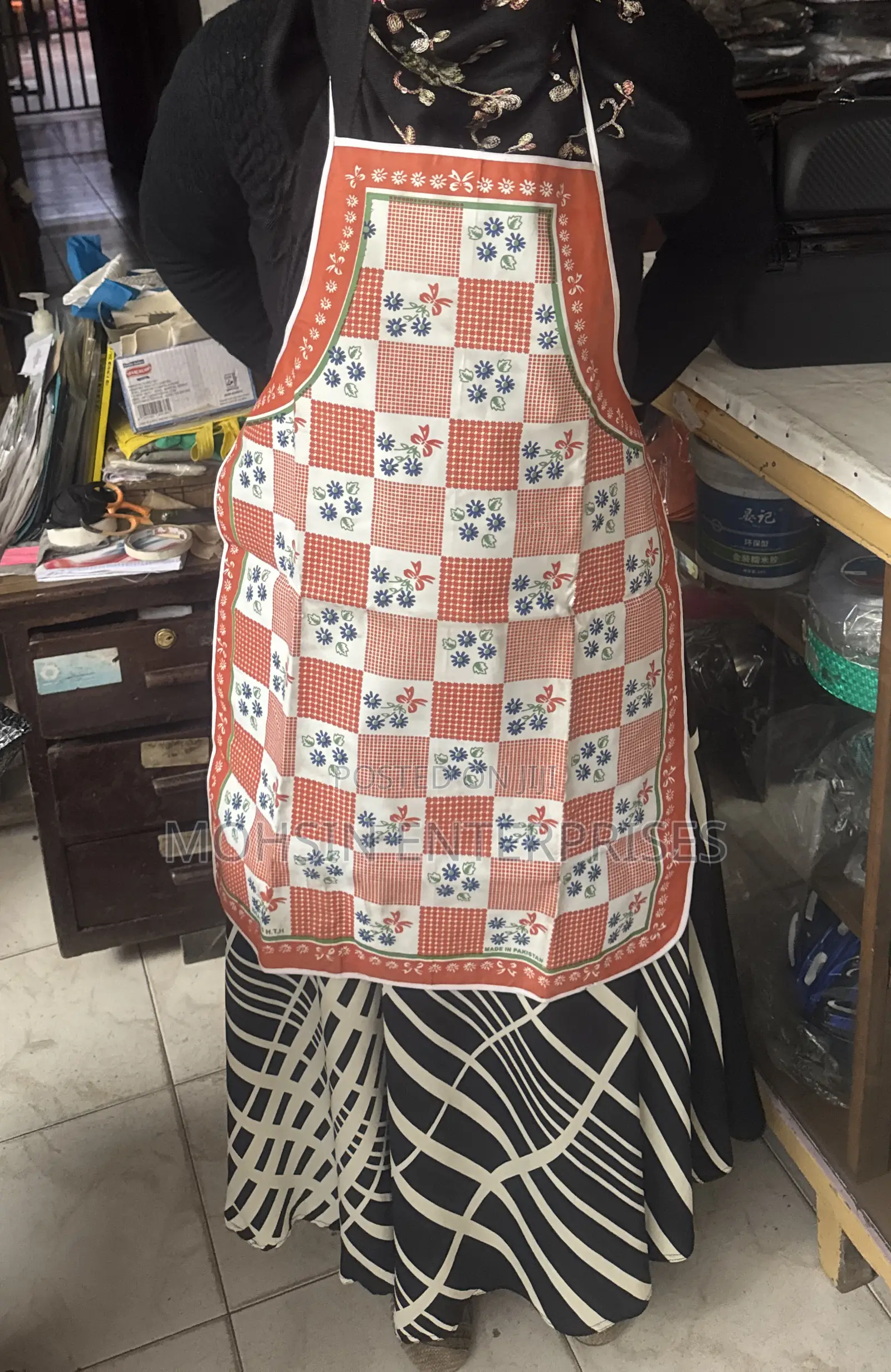 Cute Waterproof House Apron. Good Quality Strong Fabric