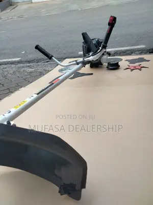 Brand New 4 Stroke Kato Germany Brush Cutter