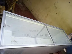 Horizontal Display Deep Freezer Ugur