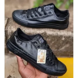 Converse Leather Black Size 36-44