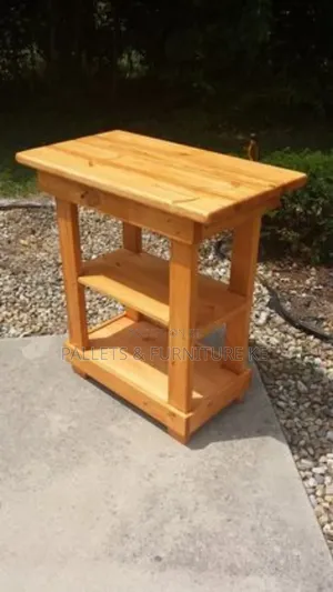 Kitchen. Table Avaailble