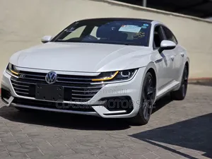 Volkswagen Arteon 2.0T SEL R-Line w/20 AWD 4MOTION 2019 White