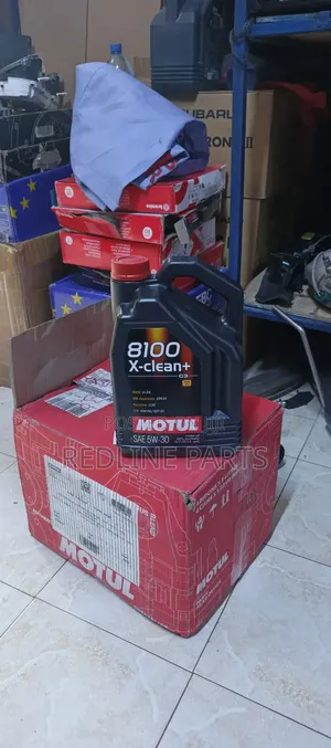 Motul 5w30 Fully Synthetic Engine Oil